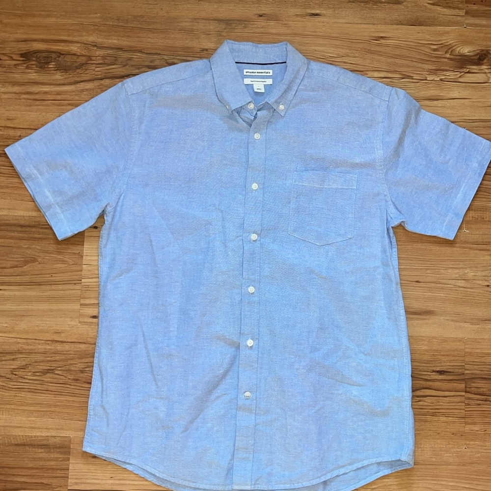 Amazon Essentials Light Blue Casual Button Down S… - image 1